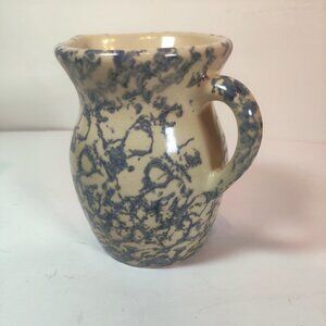 Robinson Rasbottom, Roseville Ohio 1 pint creamer in blue sponge. Vintage Marked